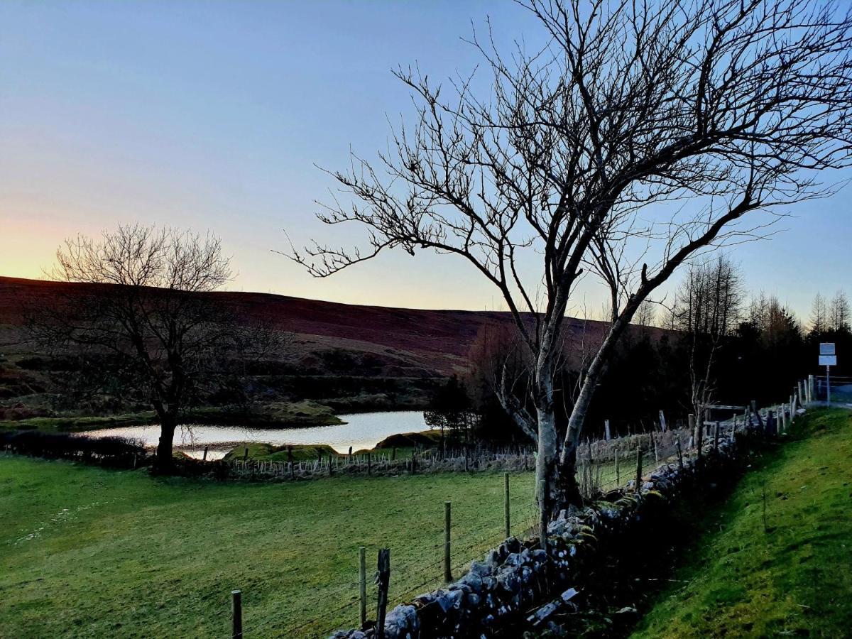 Wales' Highest Village - The Chartist Cottage - Trefil Tredegar المظهر الخارجي الصورة